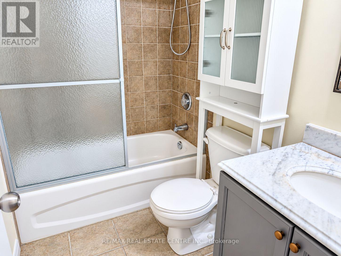 1302 Renfield Drive, Burlington, ON photo 32