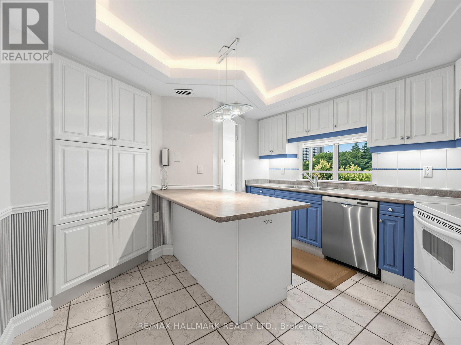 301- 2010 Islington Avenue, Toronto, ON photo 20