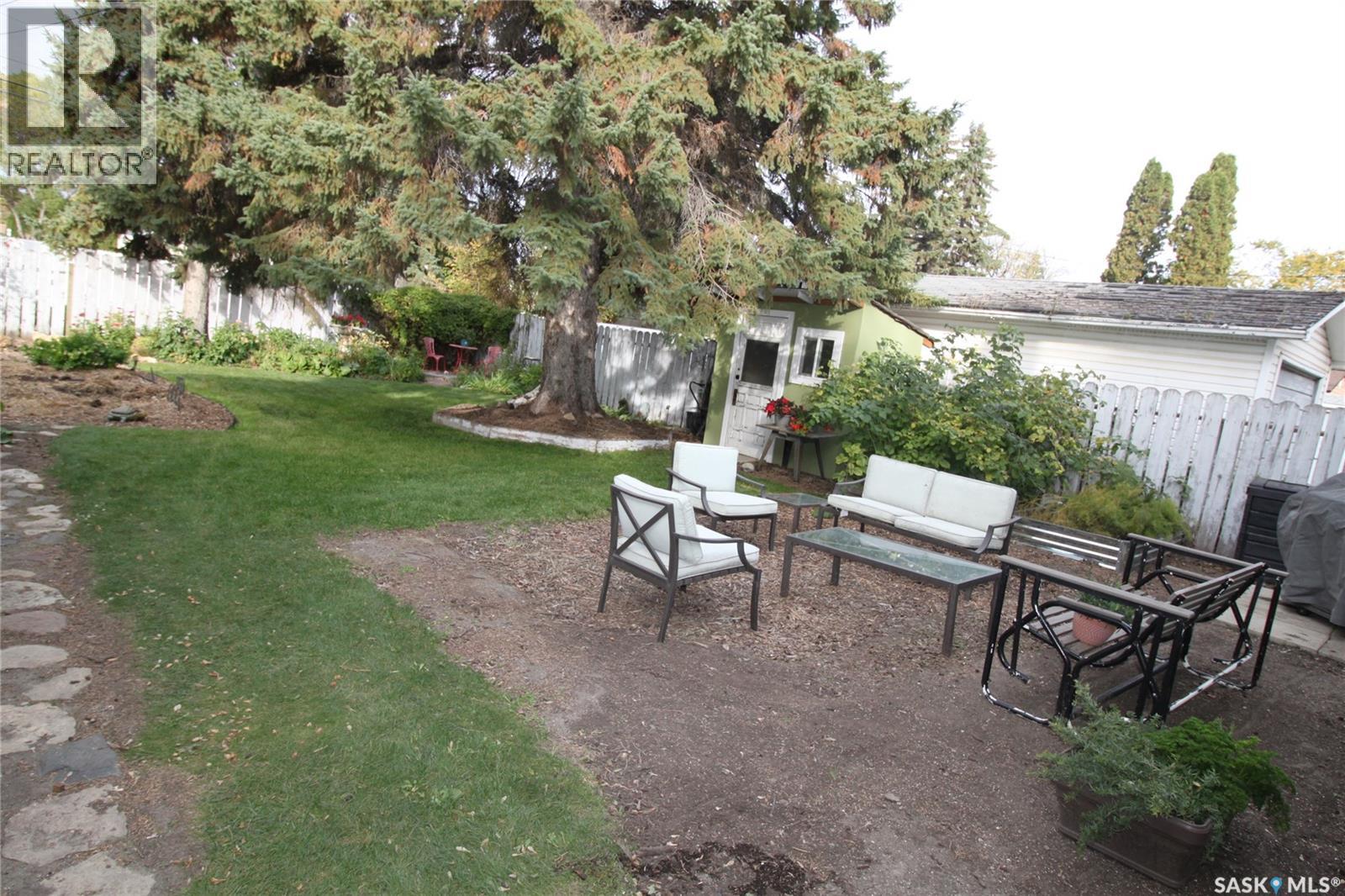 1015 H AVENUE N, Saskatoon — photo 13