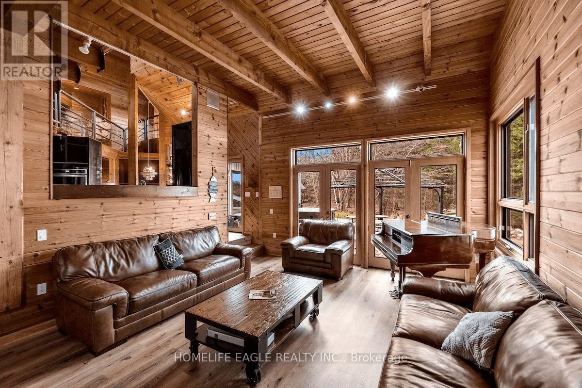 1092 South Clear Lake Road, Bracebridge, ON photo 14