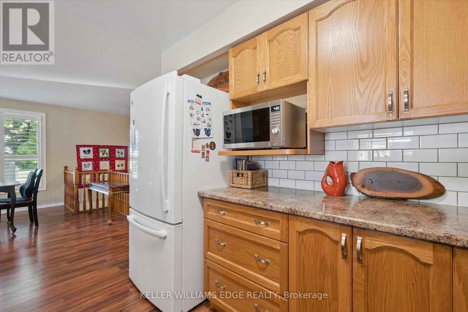 1- 570 West Street West, Brantford, ON photo 14