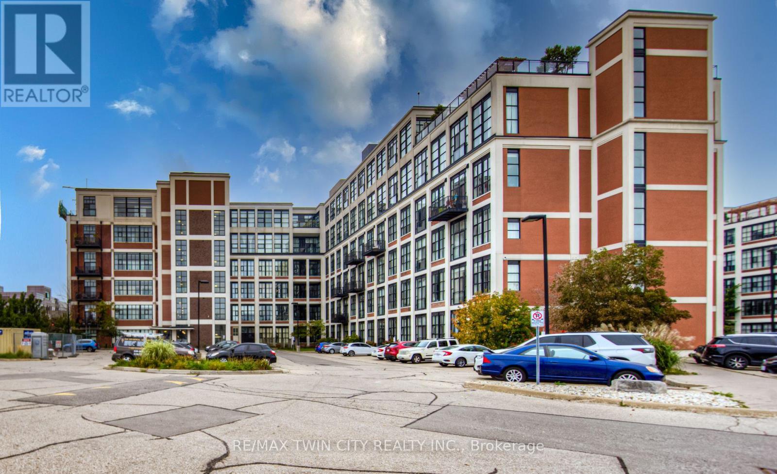 405- 404 King Street West, Kitchener, ON photo 40