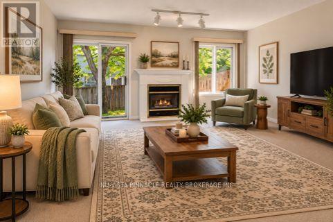 #13 825 SHELBORNE STREET - 18