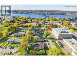 Bonus Room - 272 Hughes Street, Devon, NB E3A2W3 Photo 7