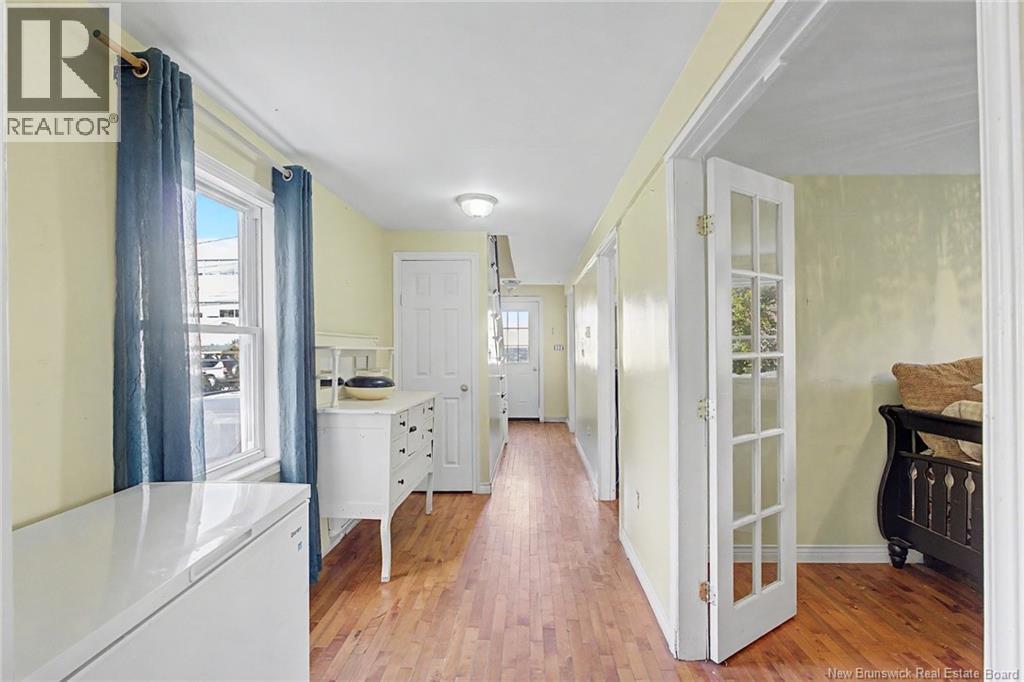 272 Hughes street - 17
