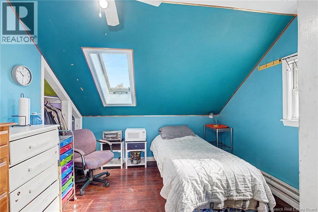 272 Hughes street - 29