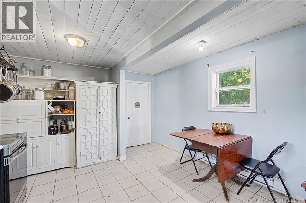 272 Hughes street - 22