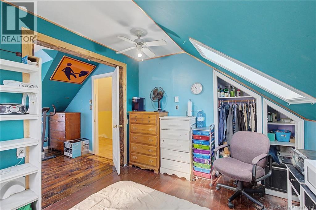 272 Hughes street - 30