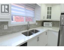 3pc Bathroom - 185 Rosslyn Avenue N, Hamilton, ON L8L7P8 Photo 7