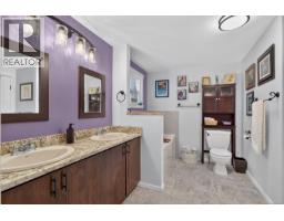 6071 Pine Ridge Cres, Nanaimo, BC V9T2N8 Photo 10