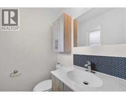 5835 28 Avenue NE - photo 24