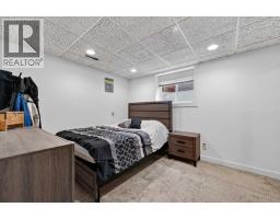 5835 28 Avenue NE - photo 30