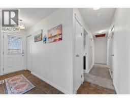 5835 28 Avenue NE - photo 8