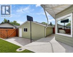5835 28 Avenue NE - photo 34