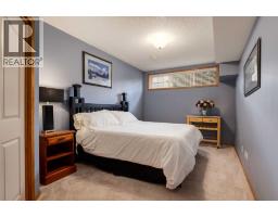 133 Strathlea Court SW - photo 30