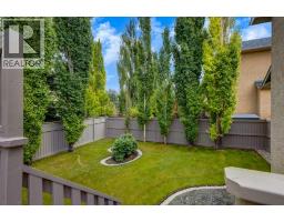 133 Strathlea Court SW - photo 38