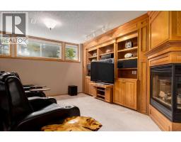 133 Strathlea Court SW - photo 23