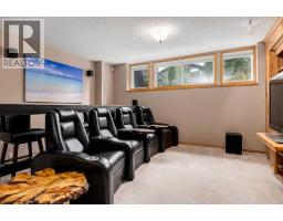 133 Strathlea Court SW - photo 22