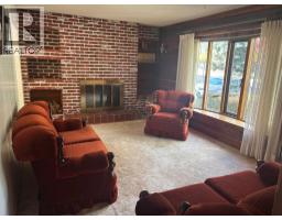 Family room - 7306 24 Avenue, Coleman, AB T0L0M0 Photo 7