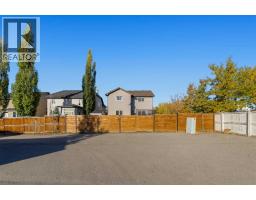 2 Drake Landing Road, Okotoks, AB T1S2M7 Photo 47