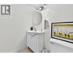 234 8 Street NE - photo 42