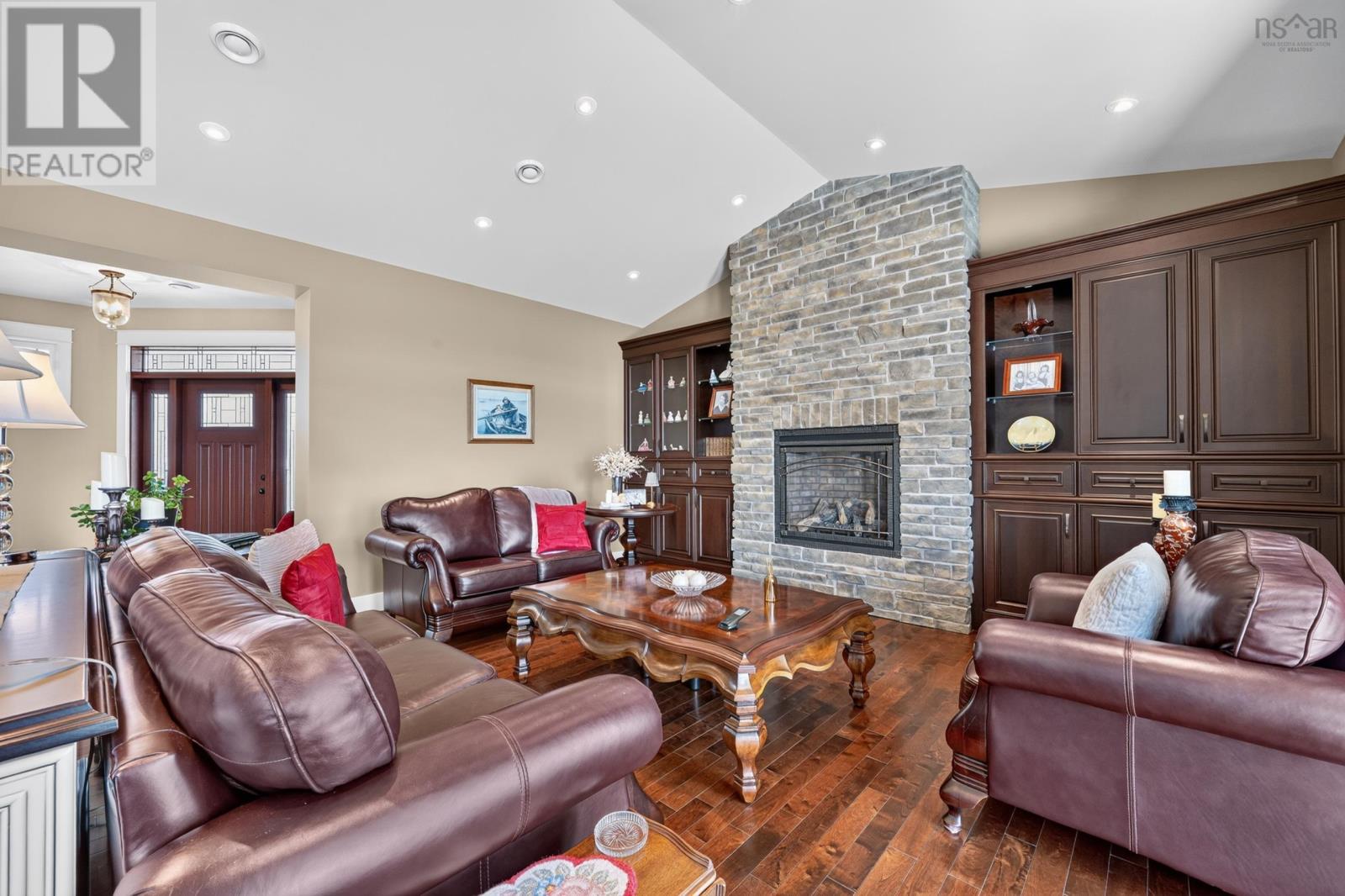 18 Clipper Court - 15
