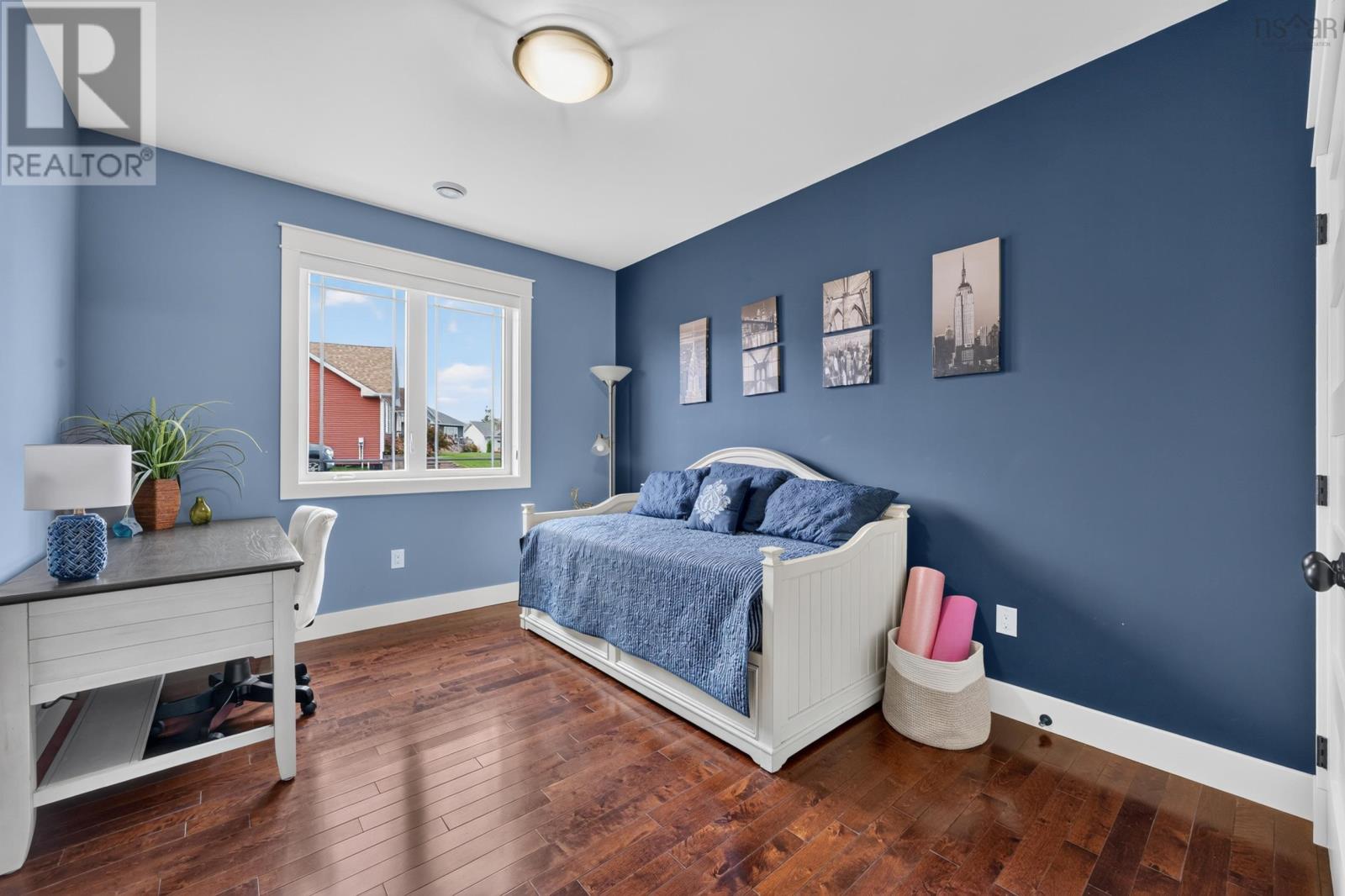 Property 34 of 50 of 18 Clipper Court