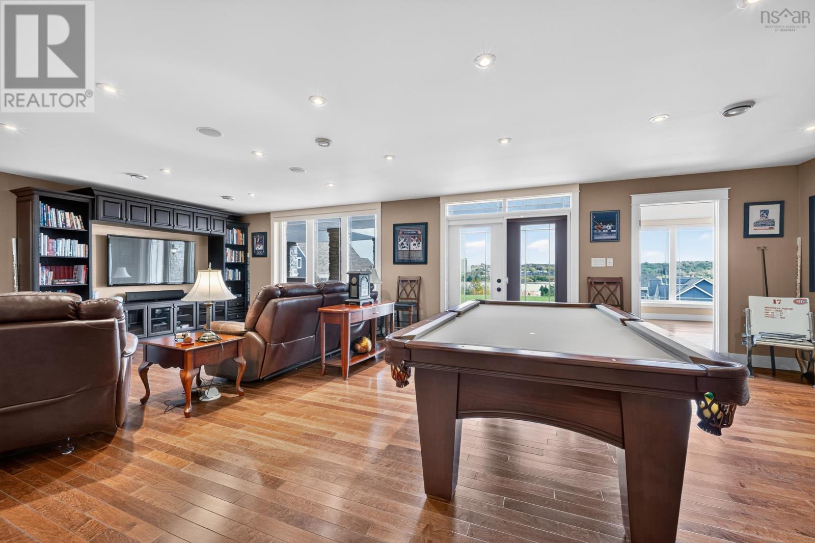 18 Clipper Court - 44