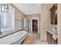 18 Clipper Court, Westmount, NS B1R0A6 Photo 31