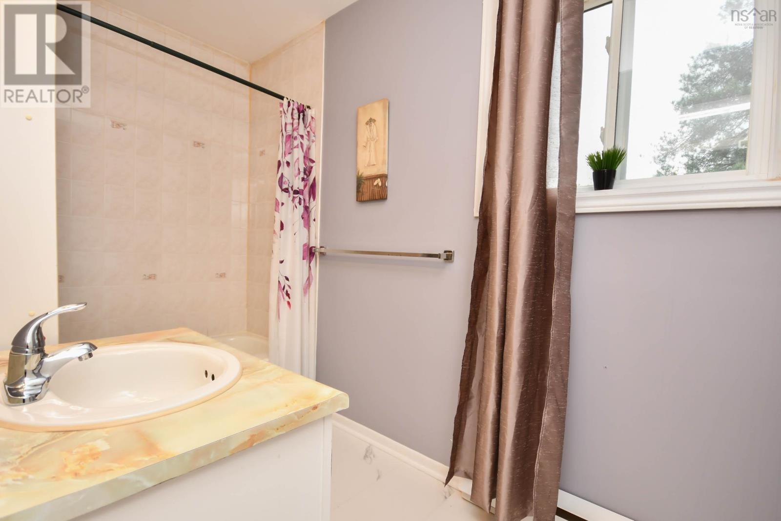 123 Gloria Court - 22