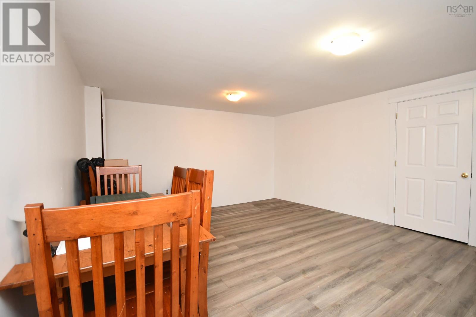 123 Gloria Court - 31