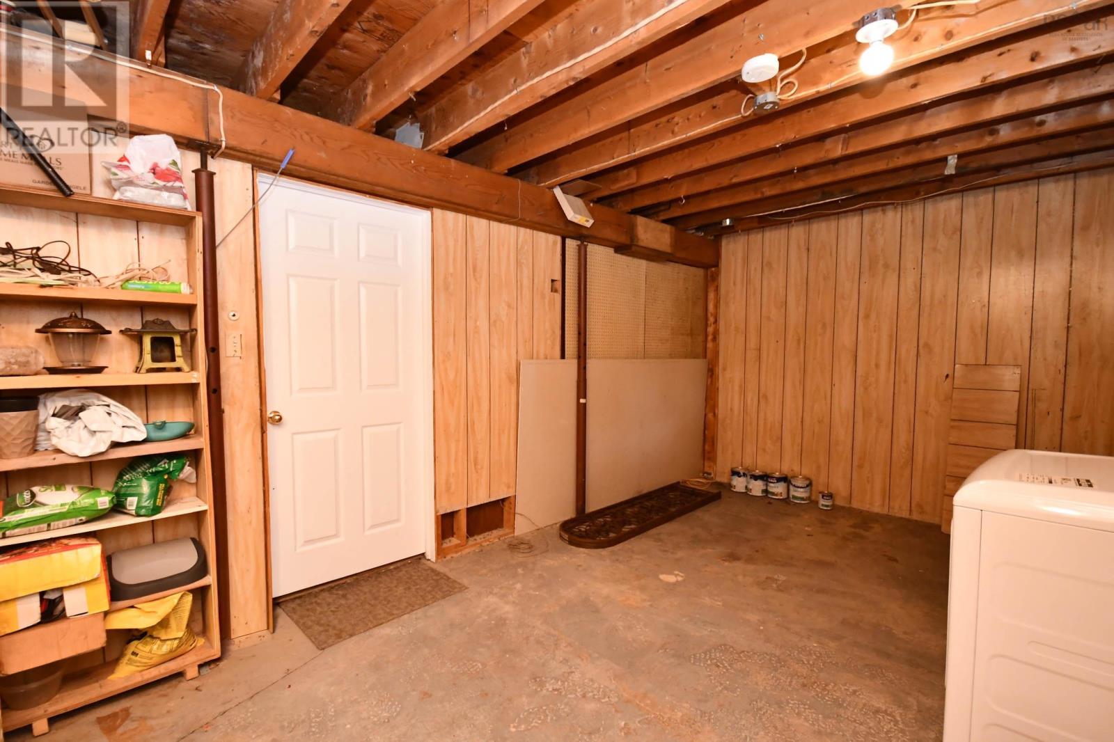 123 Gloria Court - 35