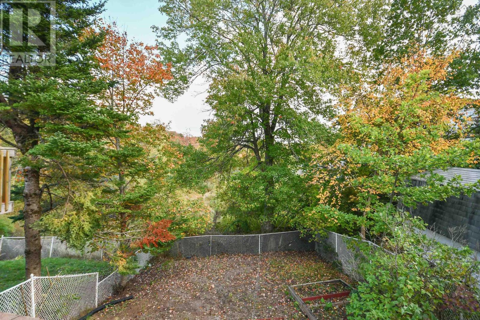 123 Gloria Court - 37
