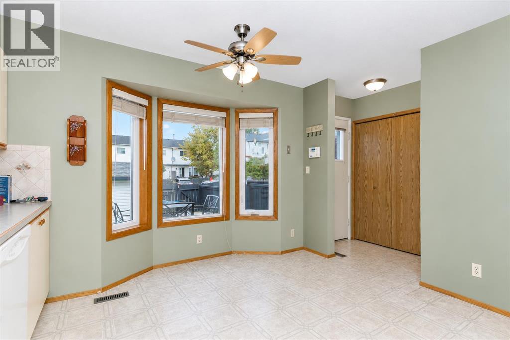 Listing photo – 67 Elwell Close, Red Deer