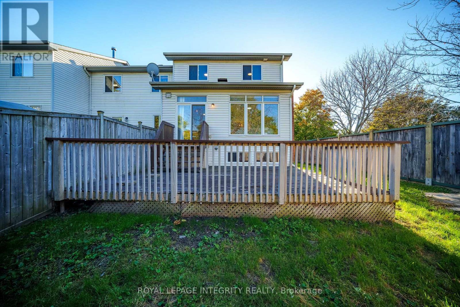 3 Binbury Way — photo 41
