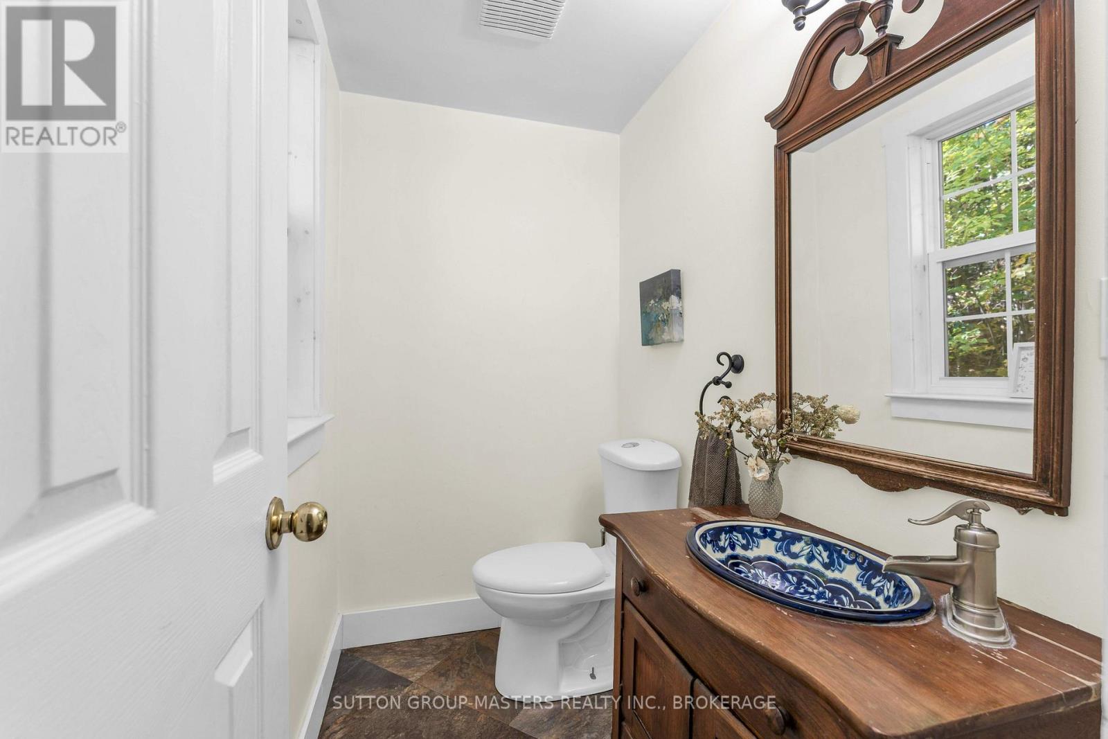 5390 Bedford Road — photo 25