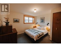 18 Hamilton Place thumbnail 41