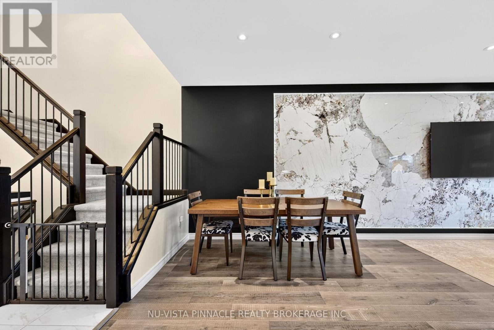239 WINLOW WAY - 11