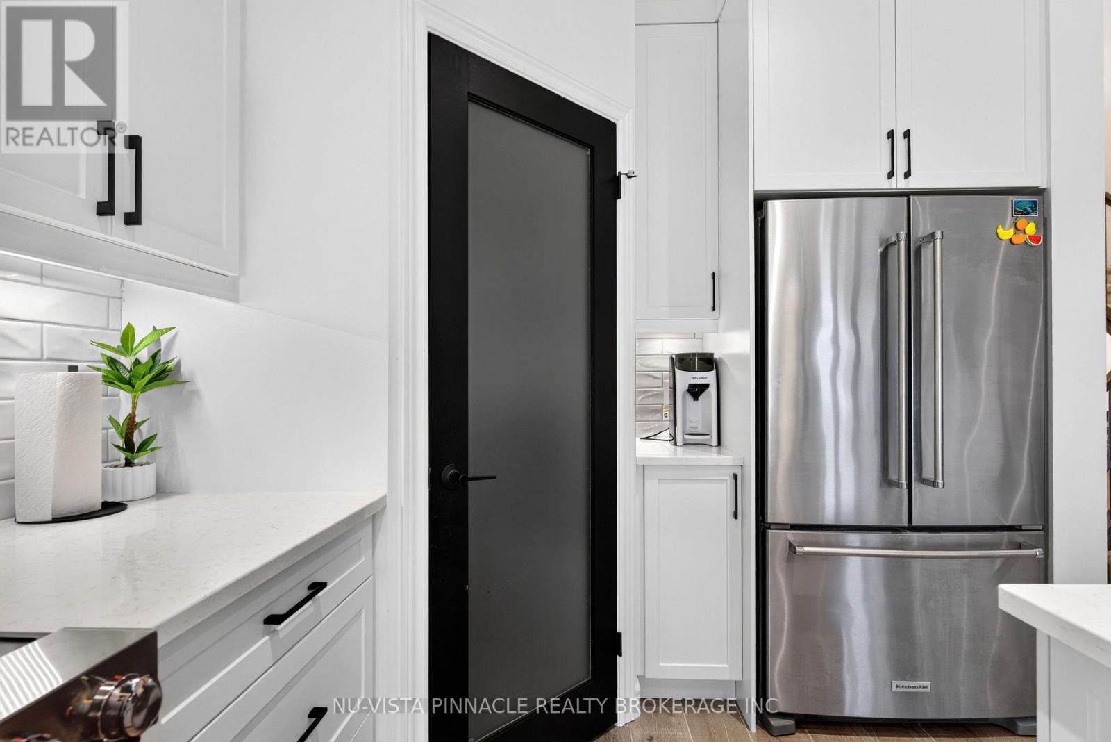 239 WINLOW WAY - 19