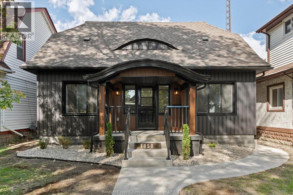 1850 Dacotah DRIVE - 2