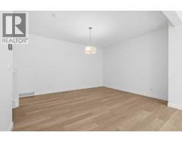 302 Baneberry Way SW - photo 5