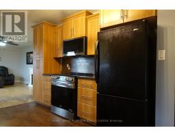 Bedroom 3 - 466 Spruce Street N, Timmins, ON P4N6N9 Photo 6