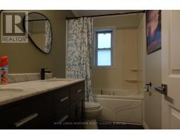 466 Spruce Street N, Timmins, ON P4N6N9 Photo 9