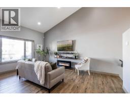 Primary Bedroom - 588 Vista Drive Se, Medicine Hat, AB T1B0N1 Photo 7