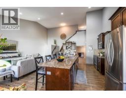 Bedroom - 588 Vista Drive Se, Medicine Hat, AB T1B0N1 Photo 15