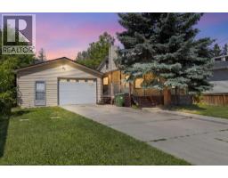 3819 1 Street NE - photo 1