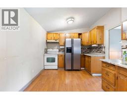 3819 1 Street NE - photo 8