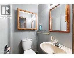 3819 1 Street NE - photo 18