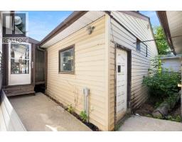 3819 1 Street NE - photo 33