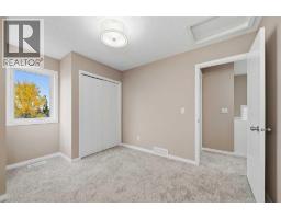 1833 New Brighton Drive Se, Calgary, AB T2Z4N8 Photo 30